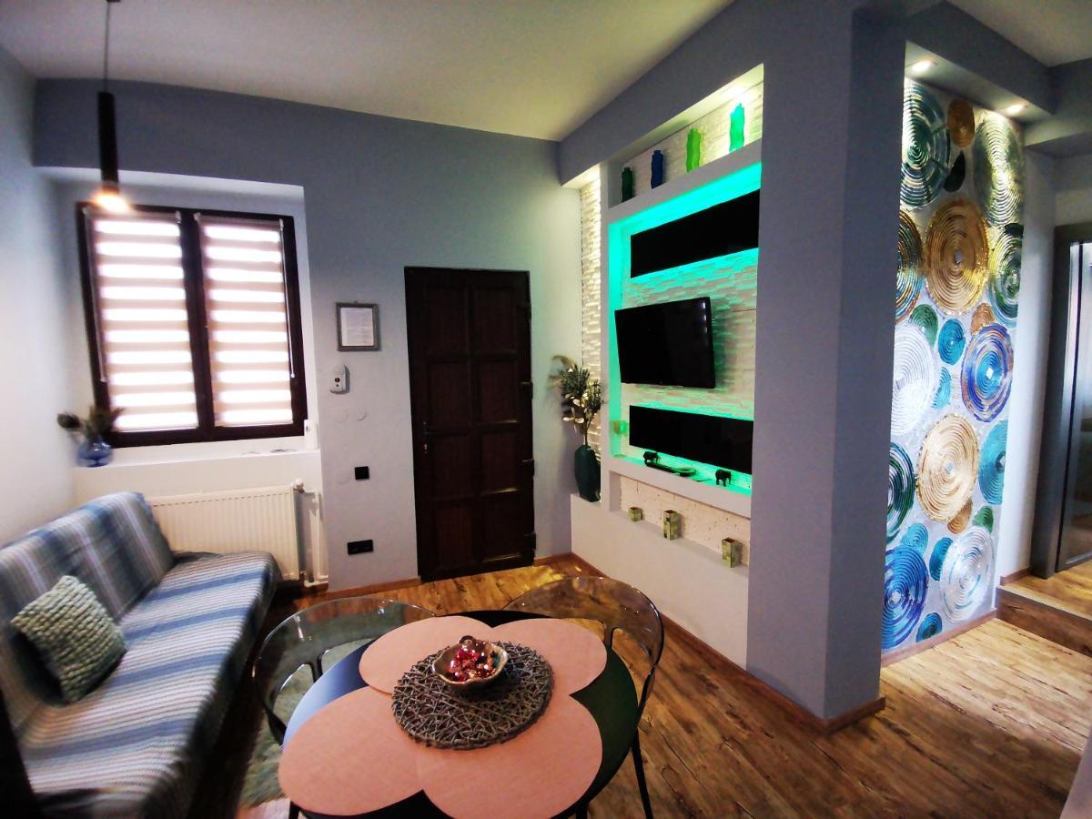 Apartament Sabrina Central Braşov Exteriör bild