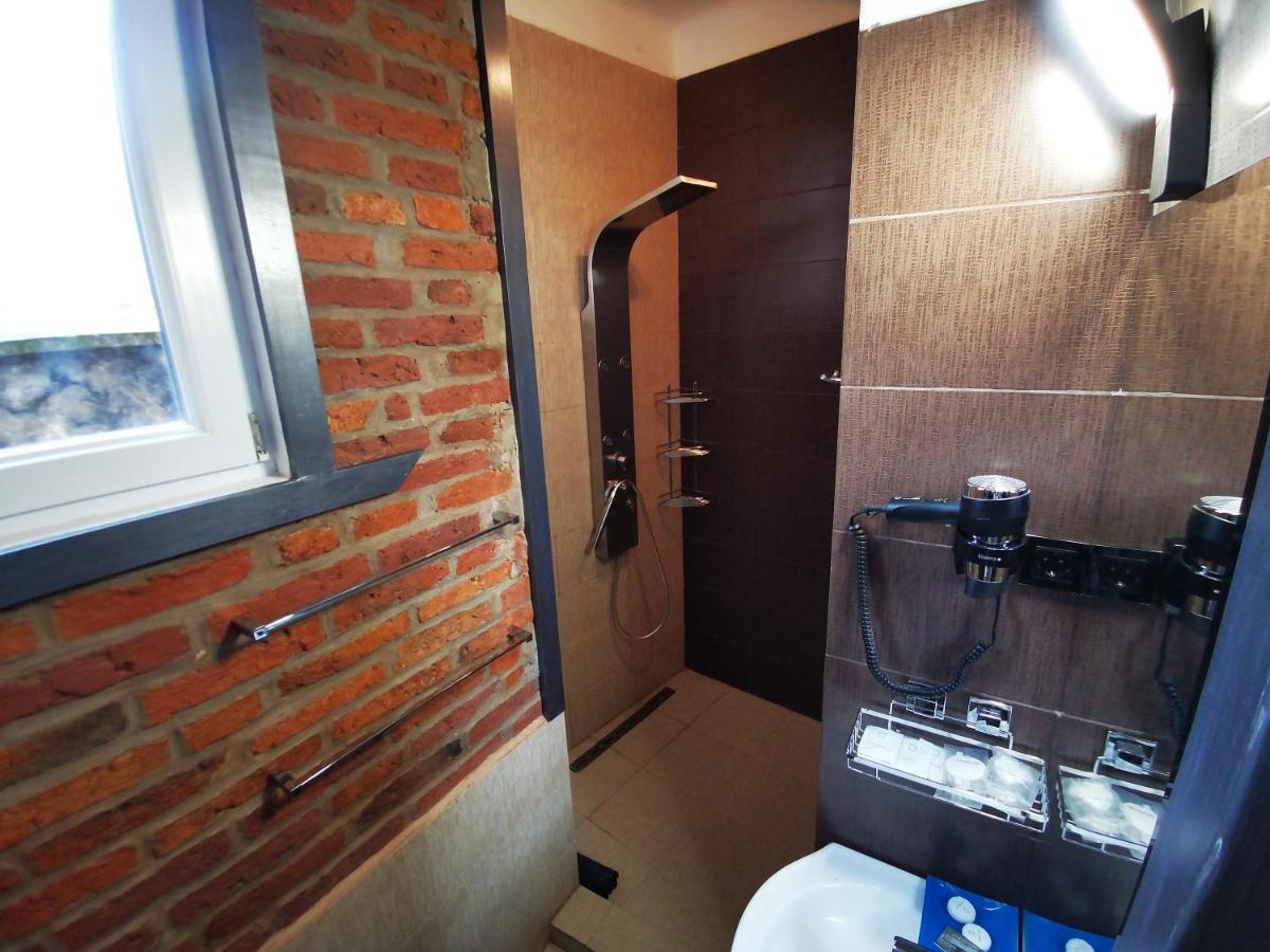 Apartament Sabrina Central Braşov Exteriör bild